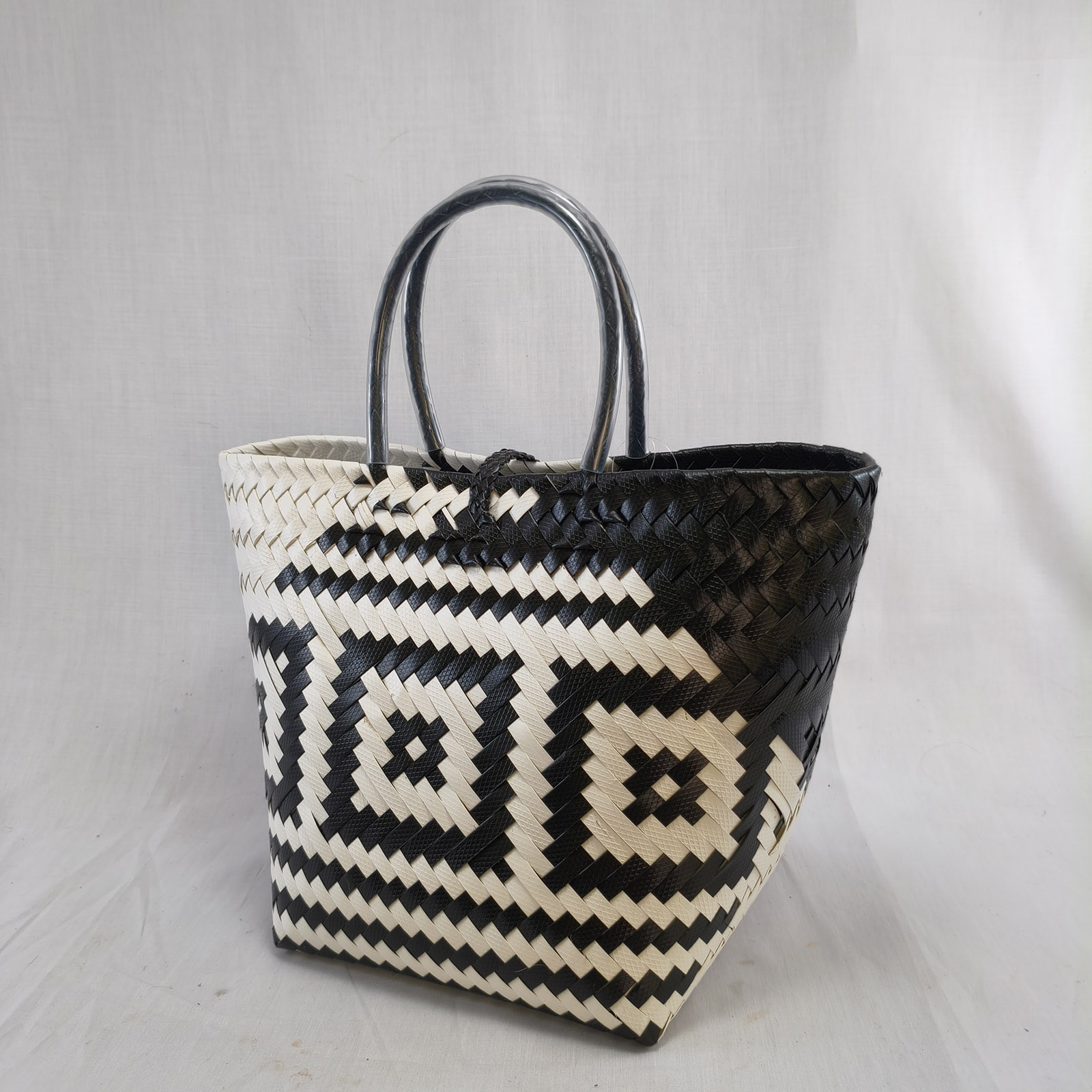 Tote Bag: Black & White - Image 2